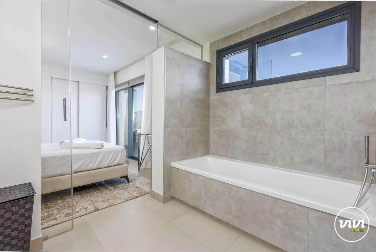 Vivi Homes - The One Pool, Sauna, Gym & Terrace La Cala de Mijas 0*,  Spanyolország